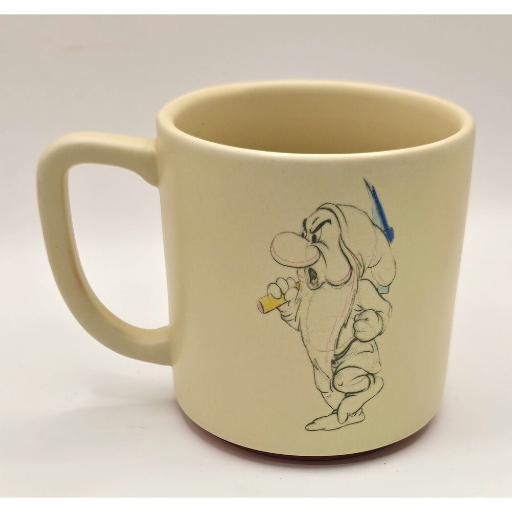 Disney Dwarfs "Not Digging It" Stoneware Mug 14 oz 397 mL Made in Thailand